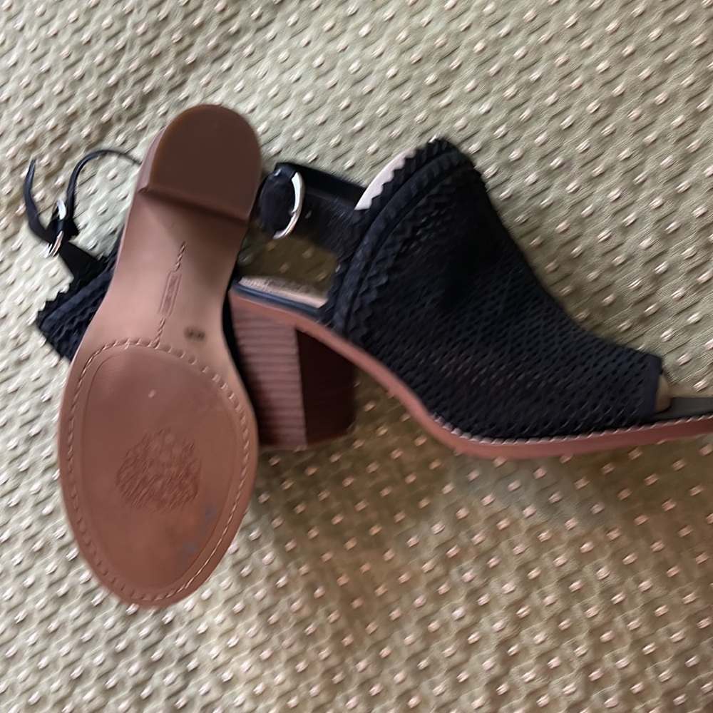 Vince Camuto sandal, like knew, only worn twice. Price reduced - Picture 6 of 6